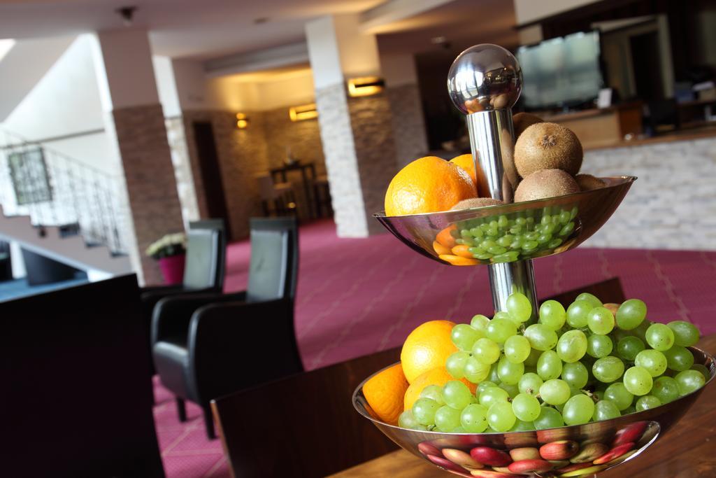 Lobinger-Parkhotel غينغن آن در برنتس المظهر الخارجي الصورة